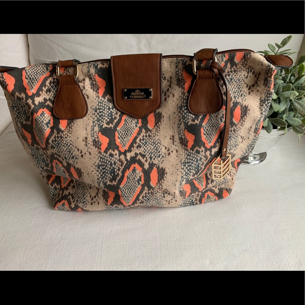 NWT Canvas Tote